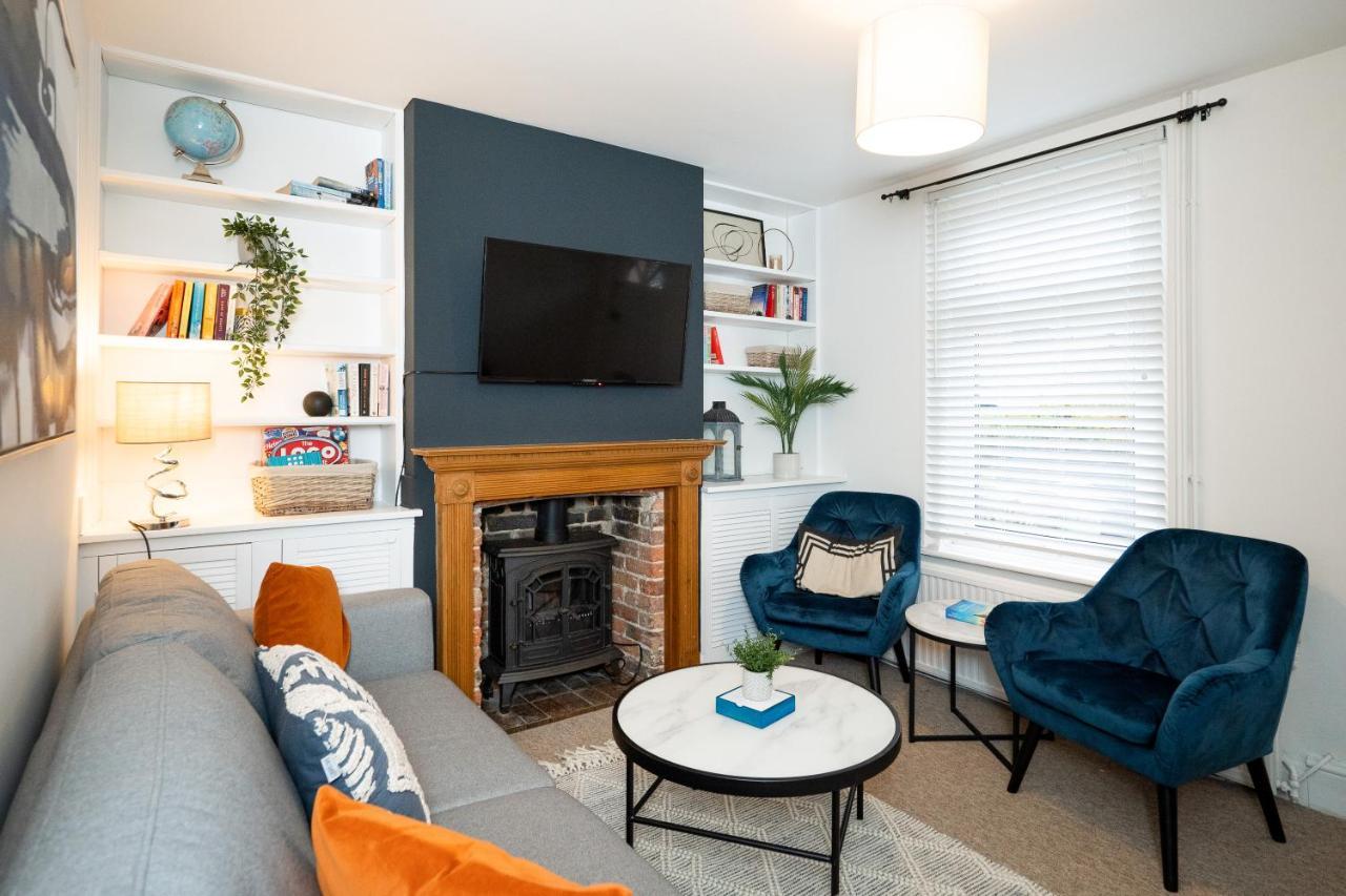 Stunning 2-Bedroom Home In City Centre With Wi-Fi! Royal Tunbridge Wells Dış mekan fotoğraf