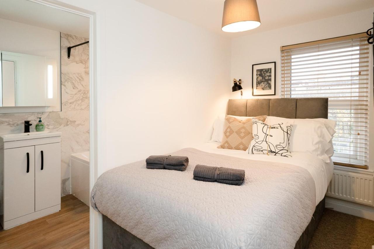 Stunning 2-Bedroom Home In City Centre With Wi-Fi! Royal Tunbridge Wells Dış mekan fotoğraf